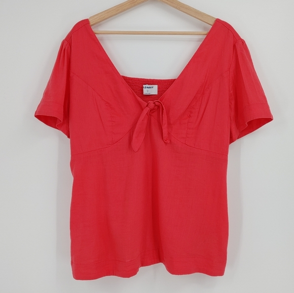 NWT Old Navy V-neck, knot front top - Picture 1 of 4
